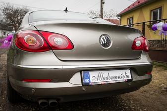 passat zo zadu