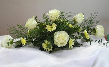 ikebana na svadobný stôl
