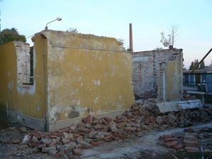 Zaciname valat co nedrzi pokope