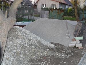 12t bordelu prec a 27t doviezt :)