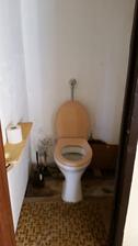Pôvodný stav WC