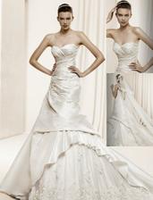 La Sposa předkolekce 2011 model Delfos