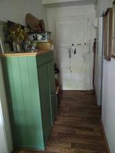 Nový botník = Ikea prádelník