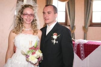novomanželé Suchopárovi