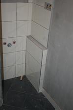 Prvá fáza- Obklad a dlažba kúpelňa, hydroizolácia sprchový kút