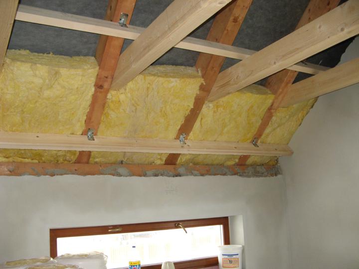 Pasivní dům - naše stodůlka - Zateplení střechy (1 vrstva) - 20 cm minerální vaty