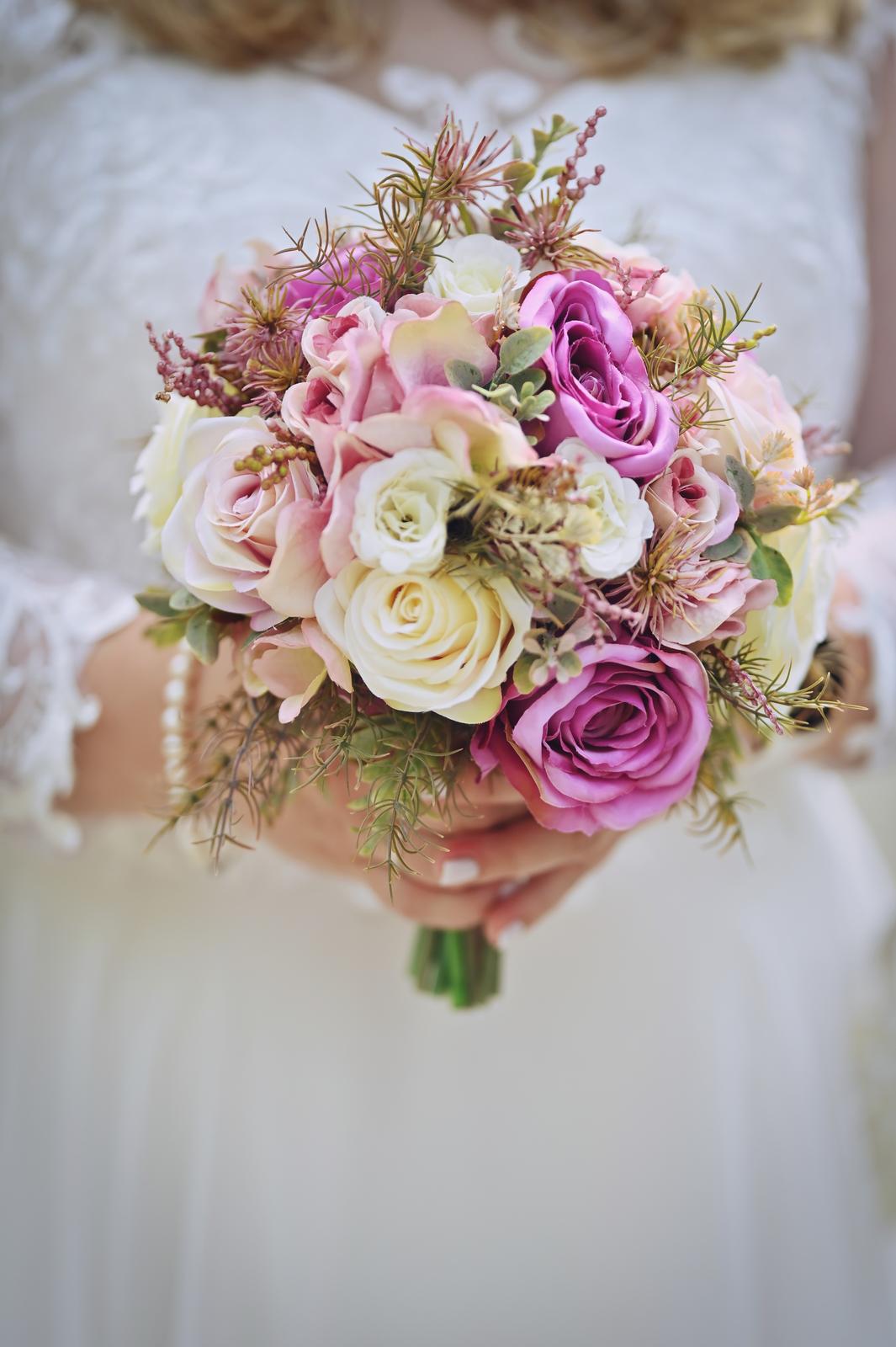 Svatební kytice + 2x korsáž - látkové květiny - Obrázek č. 1