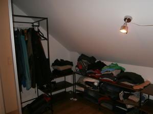 zabydlená šatna-bomba oproti 2kk :-)