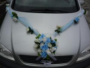 svadobná výzdoba na auto