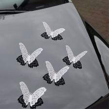 dekorácia na auto