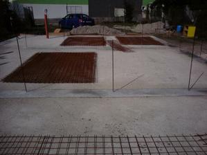 pripravene na pokladku- 6x100x100 s rozmermi 2x3m
