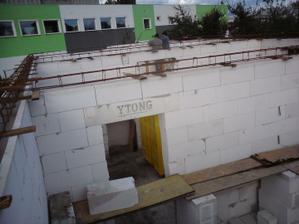 dokoncovacie prace na armature na dome