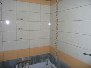 02/03/08...a uz je oblozeno nad vanou...