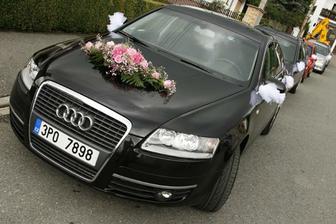 Pěkně nazdobené auto