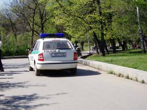 Tak takhle se prosím u nás jezdí po cyklistické stezce;o)