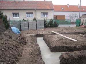 Priviezli šalovacie tehly