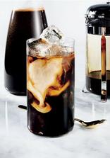 ice café (káva se zmrzlinou a ledem)