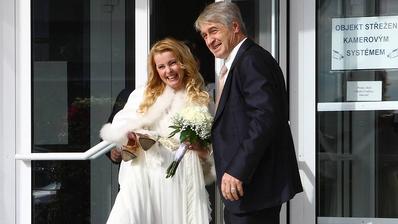 Iveta Bartošová