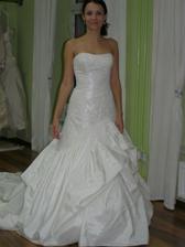 7.11. som bola na prvej skúške šiat; salón SPOSA v BB