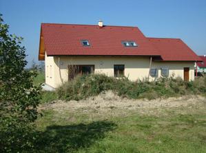 říjen 2010