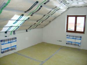 skoro už regulérní místnosti - únor 2010