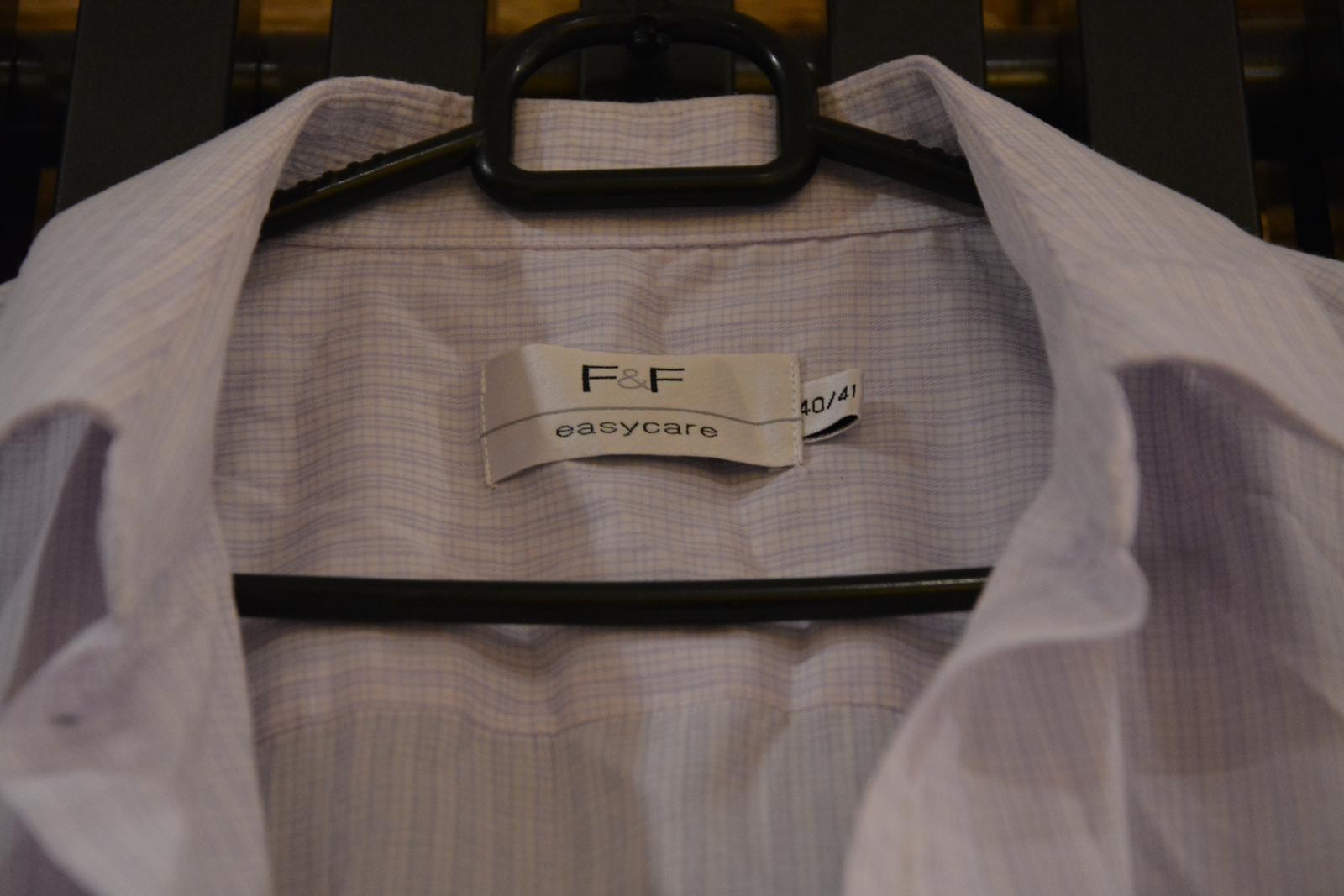 Bílá košile s fialovými proužky F&F - Obrázek č. 2