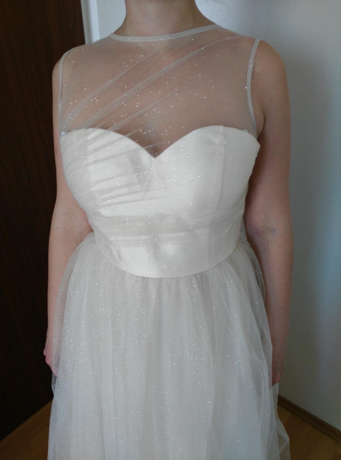 Trblietavé svadobné šaty- chi chi london - Obrázok č. 1