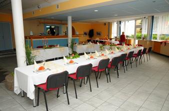 Slavnostní tabule