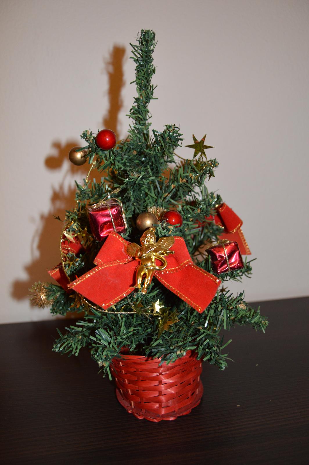 Vianočný stromček - Obrázok č. 1
