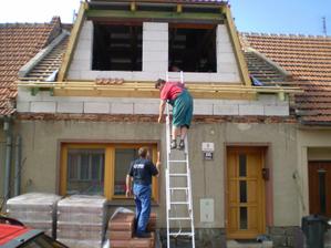 Dělá se střecha - červen 2009