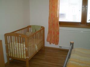 Prozatimní ložnice (potom to bude obývací pokoj) - 2010