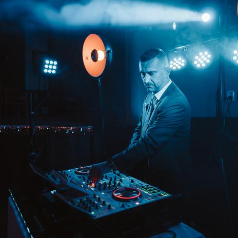 DJ Miloš Kundrát