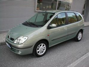 auto pro nevestu akorat bude v cerne barve