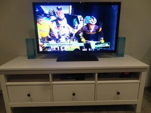 skrinka ikea hemnes