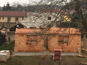 Listopad 2017 - trámy jsou na místě