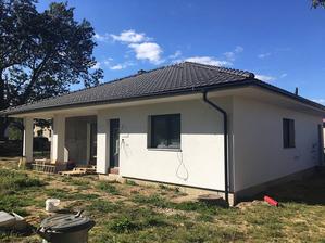 Září 2018 - okapy a hromosvod