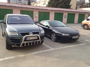 Svadobné auto :) chceme Peugeot ale záleží od počasia ak by náhodou pršalo tak Touareg :)