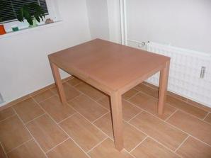 Kuchynský stôl