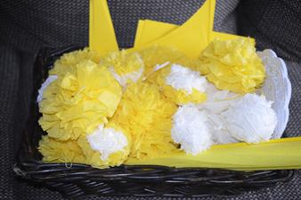 Vyrábíme pom-poms :)